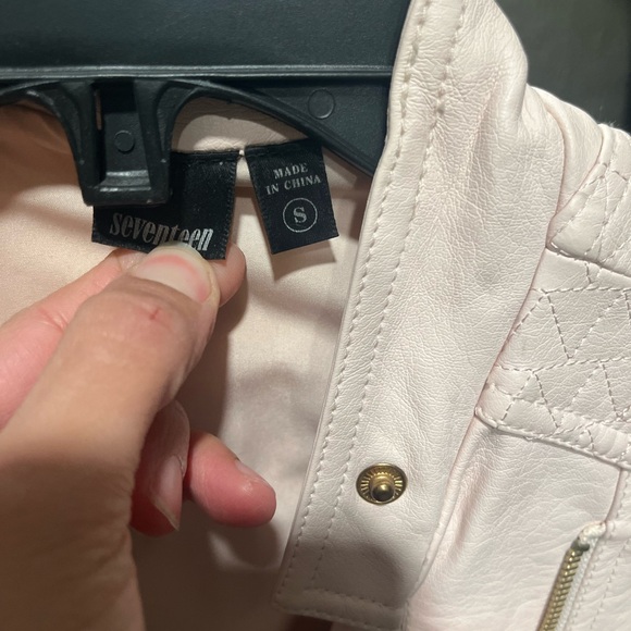 Blush pink faux leather jacket - Picture 6 of 8